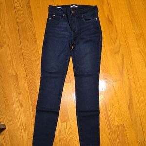 STS Blue Women's Dark Blue Cropped Jeans